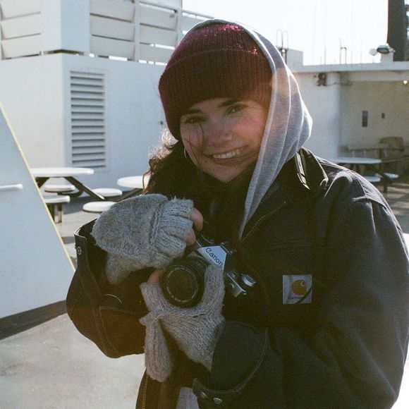 Meet your Posher, Samantha - Picture 1 of 1